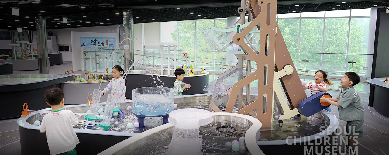 3階　科学遊び ざざあ、水遊び + サムネイル画像