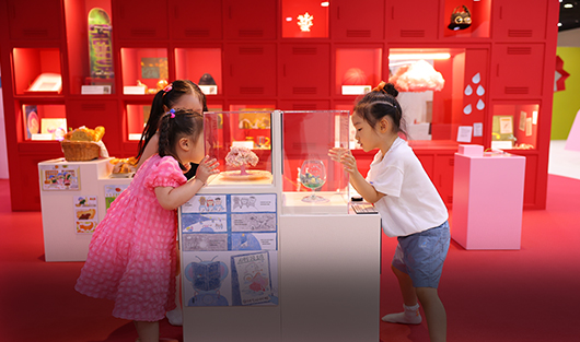 신비한 물건 창고 전시물 이미지